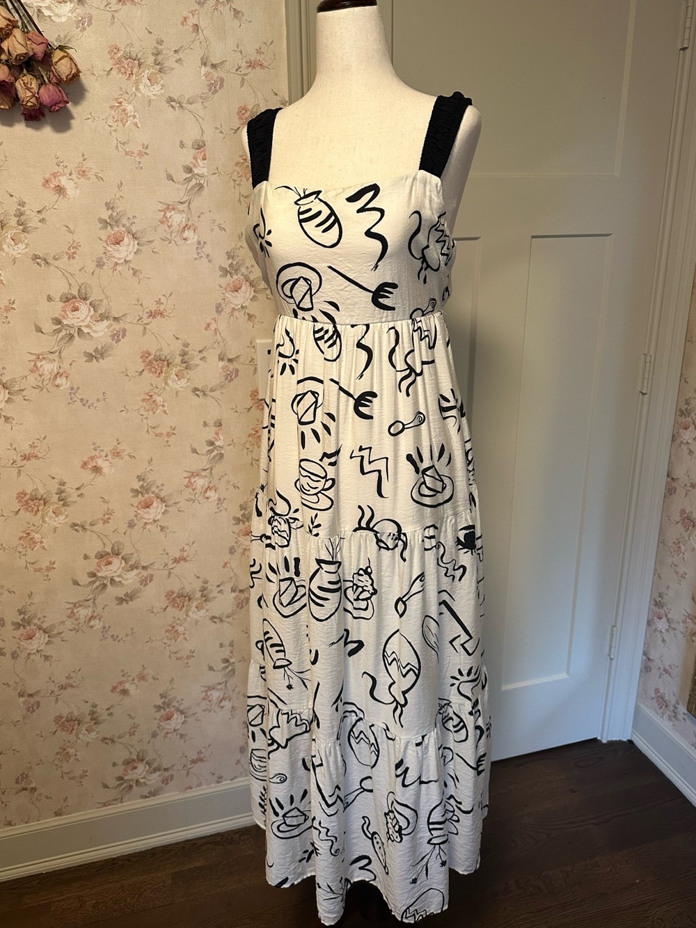 Maxi Dress By The River Doodle Print Tiered M Black White Bow Strap - Picture 8 of 16